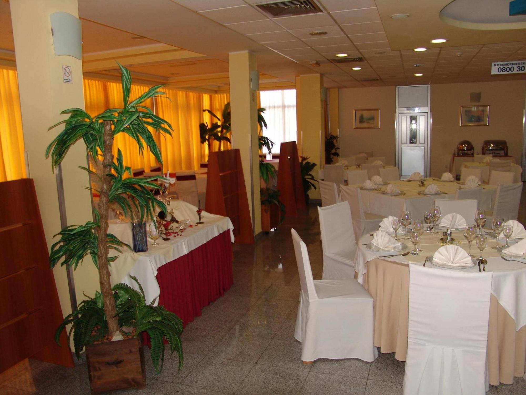 Hotel Zovko Slavonski Brod Exterior photo