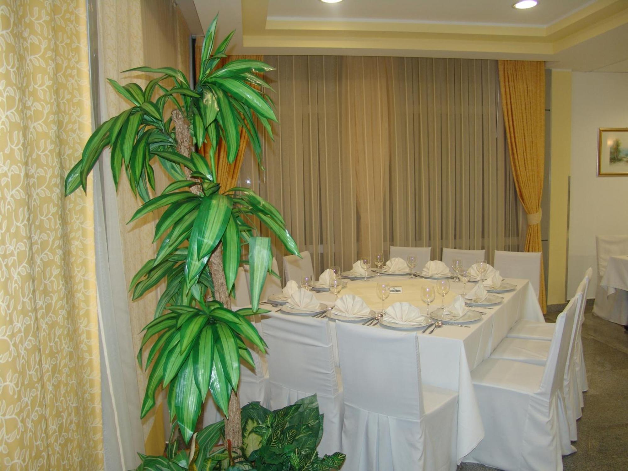 Hotel Zovko Slavonski Brod Exterior photo